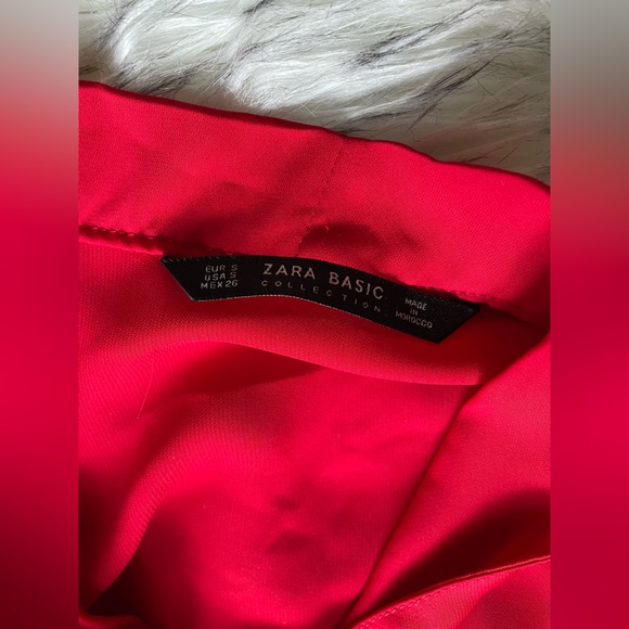 ZARA BASICS COLLECTION red blouse with bowtie - Picture 2 of 3